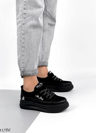 Жіночі кеди