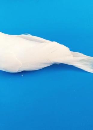 Декоративный свадебный голубь из перьев 15 см