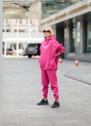 Костюм женский