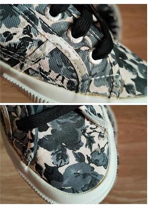 Кеды с цветочным принтом на толстой белой подошве superga 9