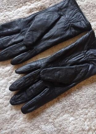 Шкіряні рукавички на флісі2 фото