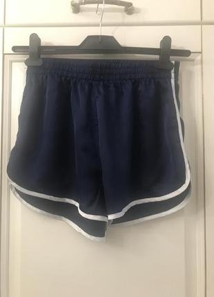 Сині короткі шорти з білими лампасами shein