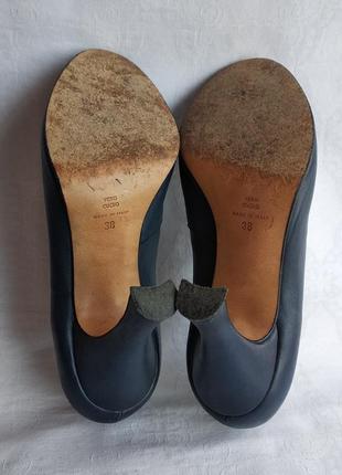 Винатжные туфлі grace k. з натуральнлй шкіри каблук чарочка5 фото