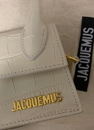 Мини сумка jacquemus  le chiquito белого цвета3 фото