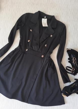 Чорне плаття осіннє