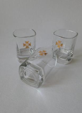 Набір - три скляних чарки/стопки з декором