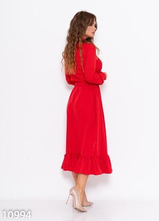 Красное платье на пуговицах приталенное кулиской2 фото
