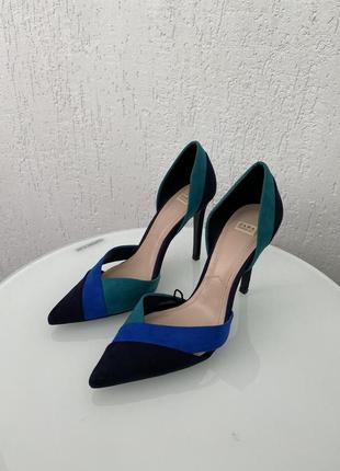Лодочки zara , натуральный замш , туфли