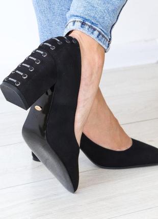 Женские туфли на толстом каблуке черные замшевые3 фото