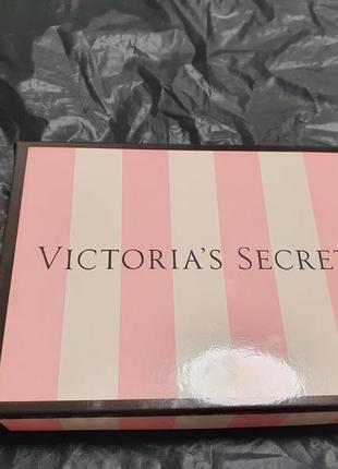 26.коробка victoria’s secret