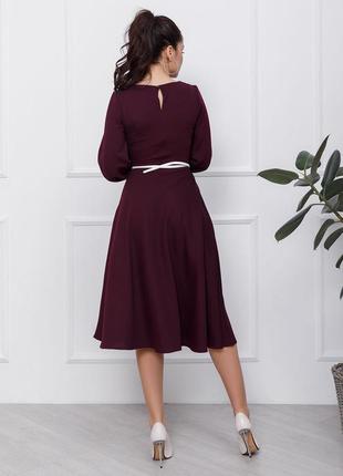 Фіолетове класичне плаття з широкими рукавами3 фото