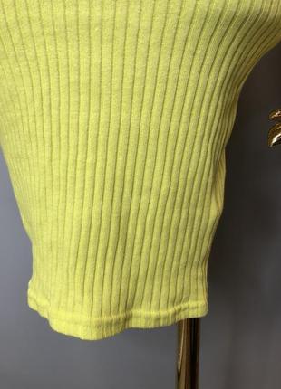 Вязанное облегающее салатовое платье сарафан миди  в ручник неоновое лимонное rundholz owens lang6 фото