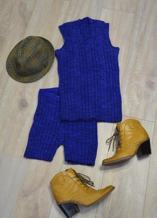 Вязаный костюм: вязаная жилетка и шорты синего цвета индиго,с-м