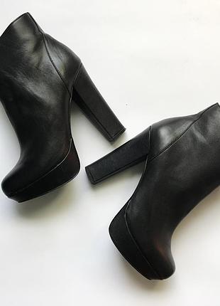 Кожаные ботильоны steve madden