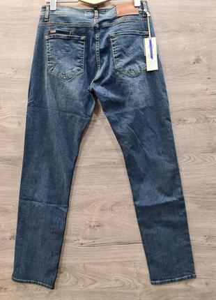 Мужские джинсы осень (средних размеров)4 фото