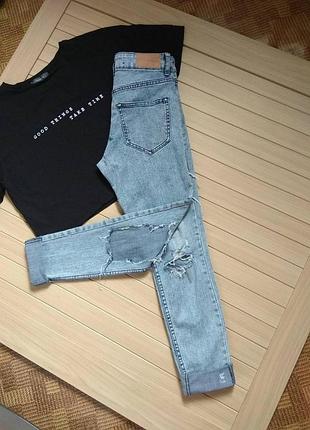 Джинси з порванностями з дыроми divided h&m ☕ наш 38-40рр