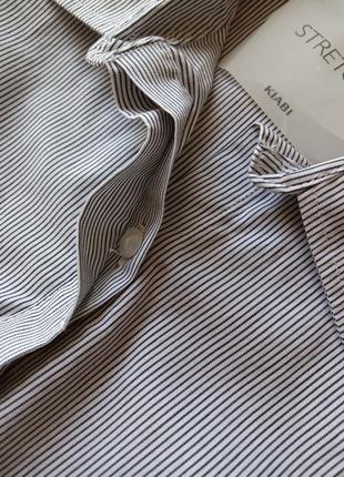 Хлопковая белая рубашка в серую полосочку от kiabi, размер m4 фото