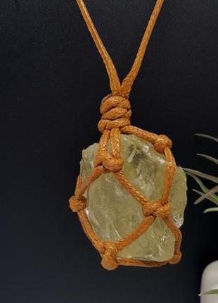💎✨ хіт 2021! плетений кулон-сіточка в стилі макраме на шнурку з натуральним каменем цитрин8 фото