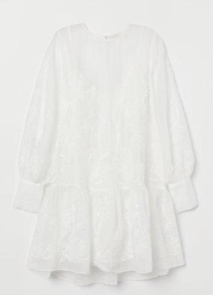 Белое платье туника с красивой вышивкой вот h&m