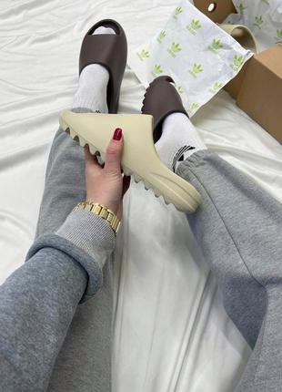 Сланцы adidas yeezy slide bone светлые — купить в Украине | SHAFA