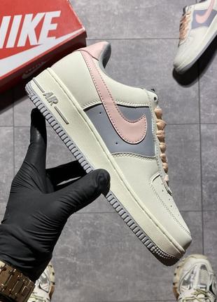 Кросівки  nike air force 1 low beige pink1 фото