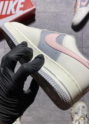 Кросівки  nike air force 1 low beige pink5 фото