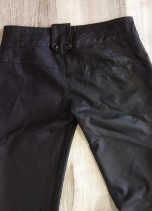 Черные брюки с замком сбоку4 фото