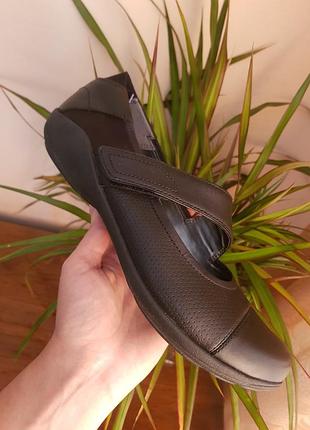 Спортивні балетки clarks