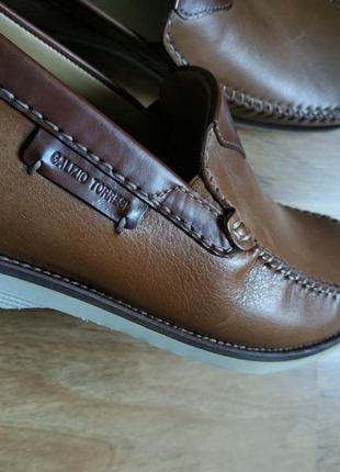 Кожаные новые туфли galizio torresi 41 размер7 фото