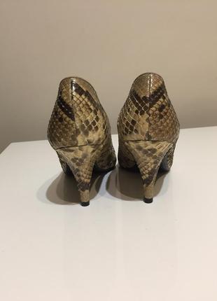 Туфли лодочки  из кожи питона-оригинал2 фото