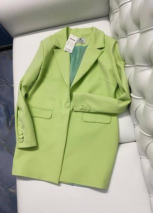 Фісташковий блейзер