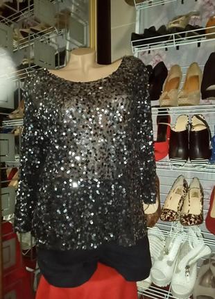 Футболка в паетку