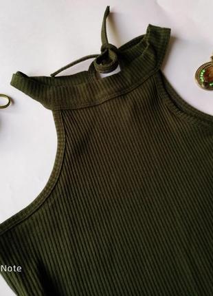 Нова сукня у рубчик темного зеленого кольору