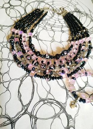 Бусы из венецианских бусин и чешского хрусталя .