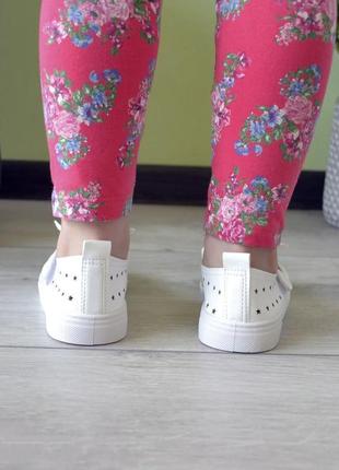 Белые черные слипоны на липучках мокасины туфли на девочку сменка4 фото