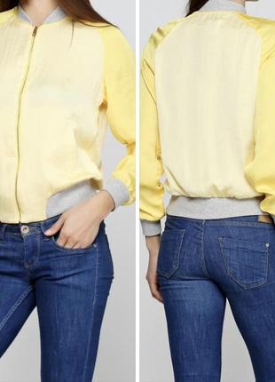 Бомбер stradivarius