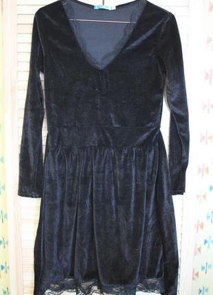 Класичне плаття з мереживом m або на ріст 164 см