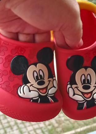 Crocs сабр для мальчика, девочки