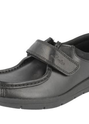 Р.33. 5 clarks хлопчикові шкіряні туфлі оригінал