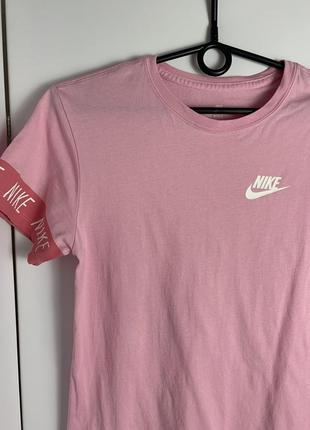 Женская футболка nike розовая с лампасами найк базовая топ майка спортивная7 фото