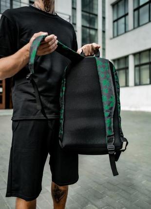 Рюкзак черный с принтом гербарий v14 фото