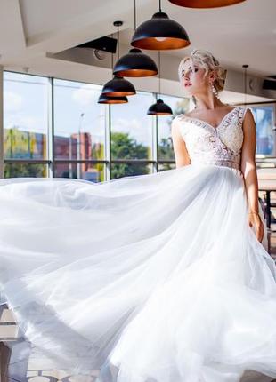 Нежное свадебное платье в стиле бохо1 фото