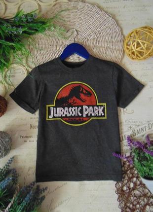 Модная футболка с динозавром matalan