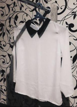 Біла шифонова блузка з коміром4 фото