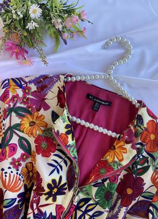 Фирменная стильная качественная куртка в цветочный принт7 фото