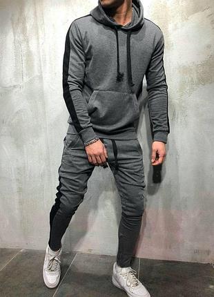 Спортивный костюм мужской