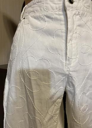 Шикарные белые джинсы коттон с вышивкой высокая посадка2 фото