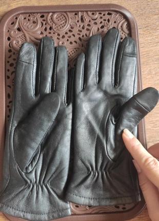 Женские кожаные перчатки бренда f&f с эффектом smarttouch8 фото