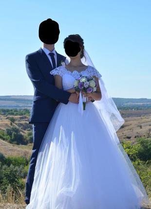 Свадебное платье