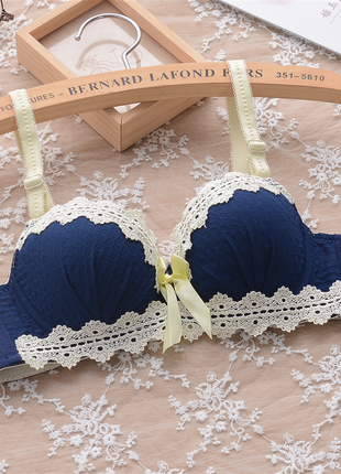 Бюстгальтер